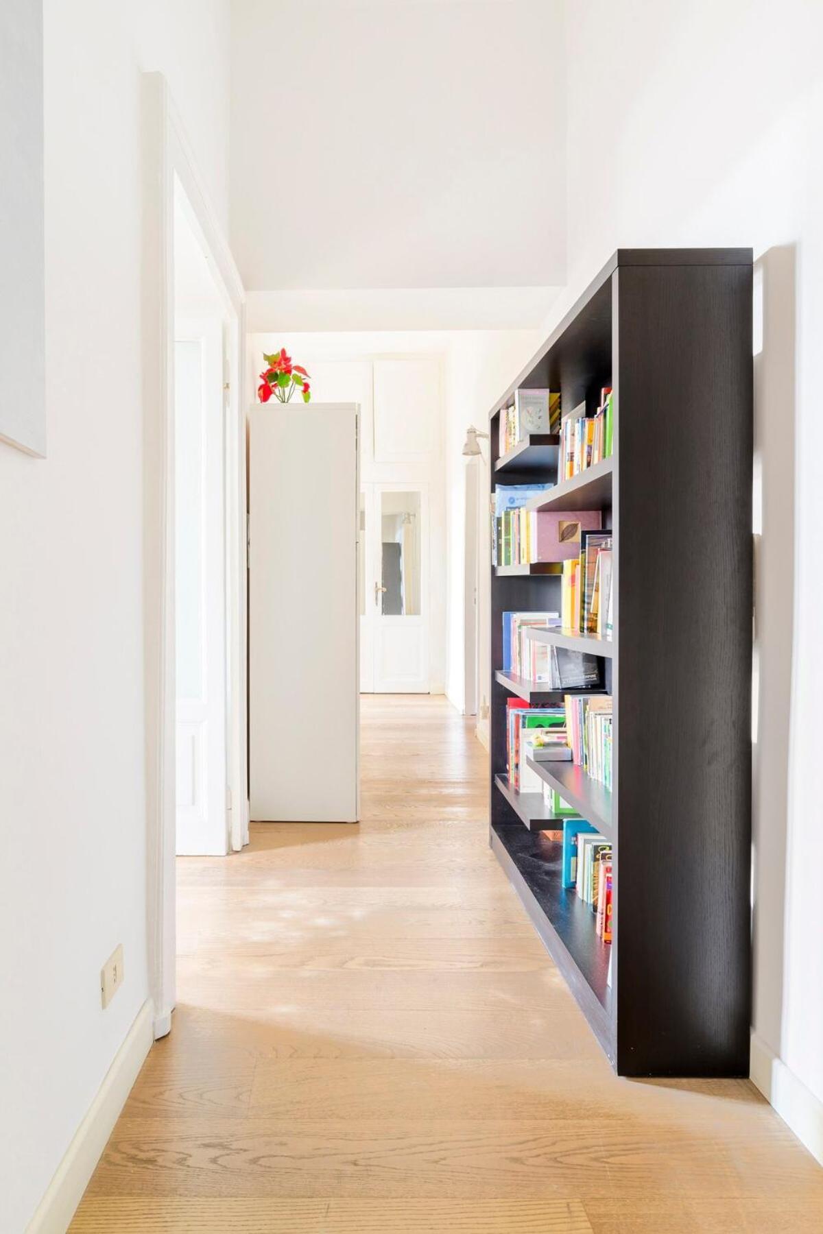 Principe House, Rome, 3 Bedroom 2 Bath, Elegant Full Of Light Roma
