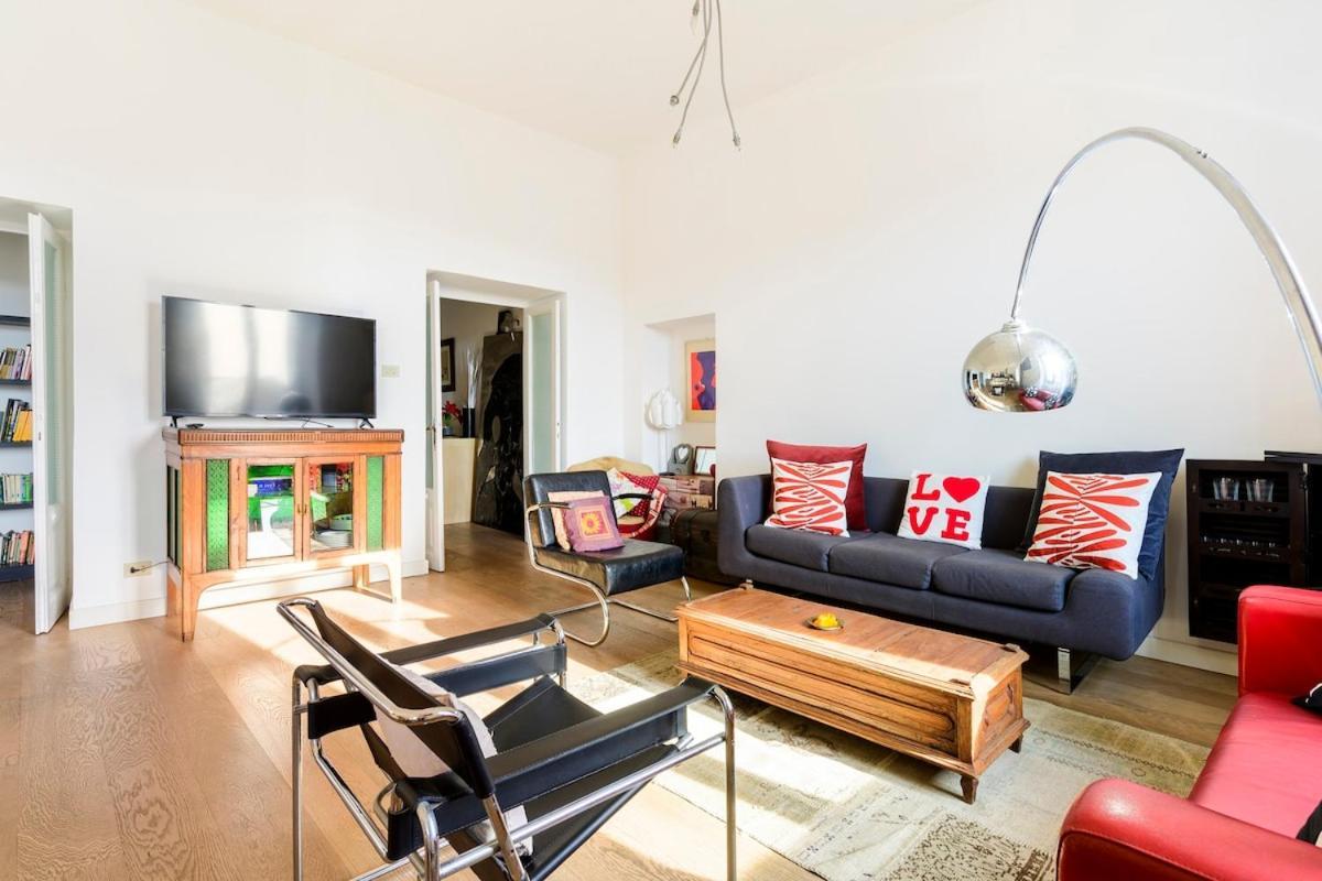 Principe House, Rome, 3 Bedroom 2 Bath, Elegant Full Of Light Roma